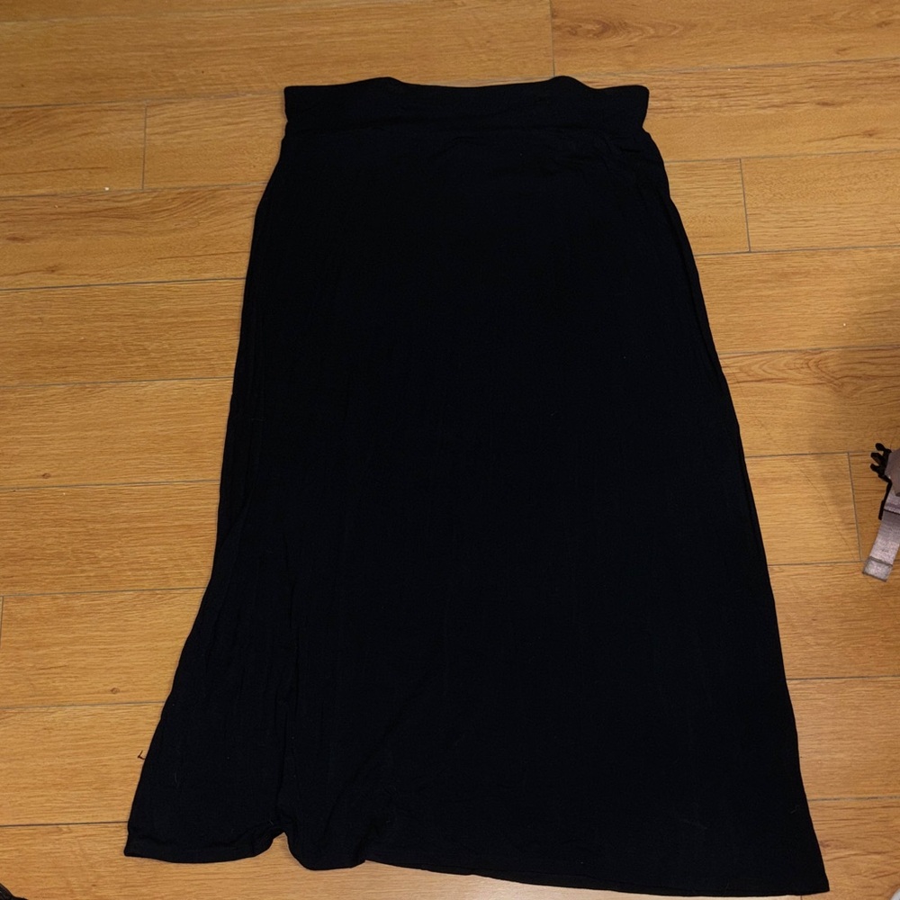 Ava & Viv Black Maxi Skirt with Stretch Waistband